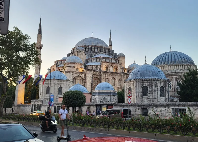 Mešita Nasrullah (Nasrullah Camii) v Kastamonu – průvodce