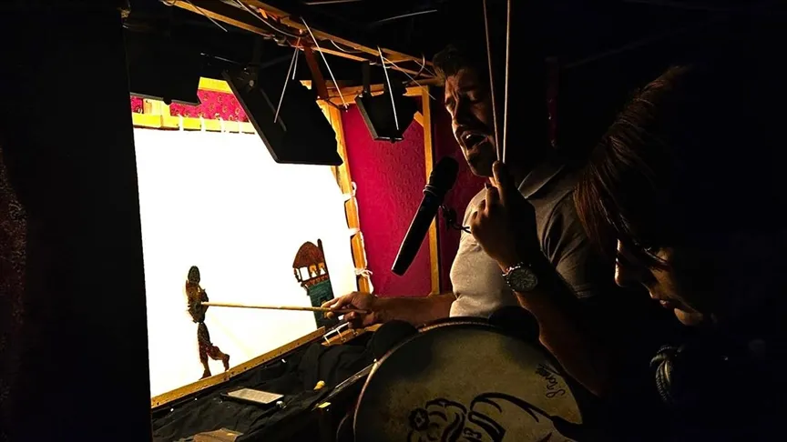 Artist Aytuğ Çelik discussed the future of Turkish puppetry