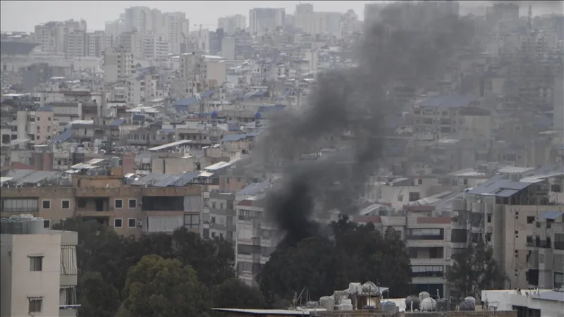 Izraelis smogė į turgų ir namą Libano pietuose, dėl to žuvo 8 žmonės