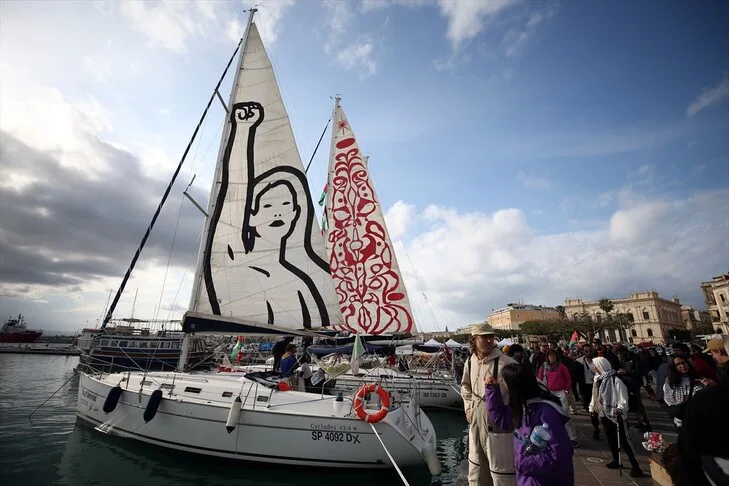 A Spanyolországból indult „Globális Sumud Flotta 2026 tavaszi missziója” hajói megérkeztek Olaszországba