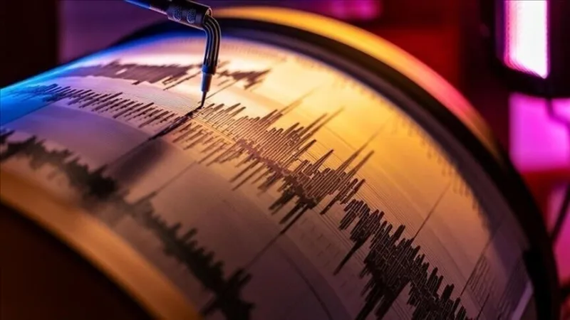 Terramoto de magnitude 4,9 no Mediterrâneo